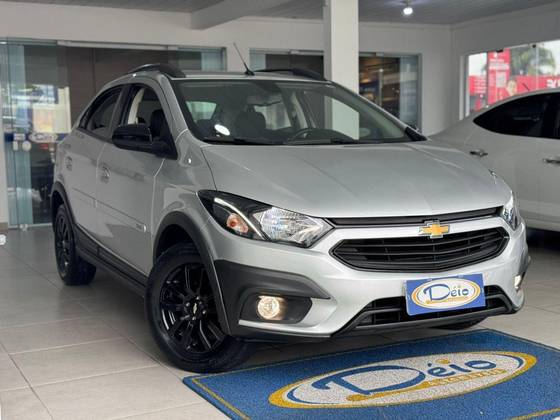 CHEVROLET ONIX 1.4 MPFI ACTIV 8V FLEX 4P AUTOMÁTICO